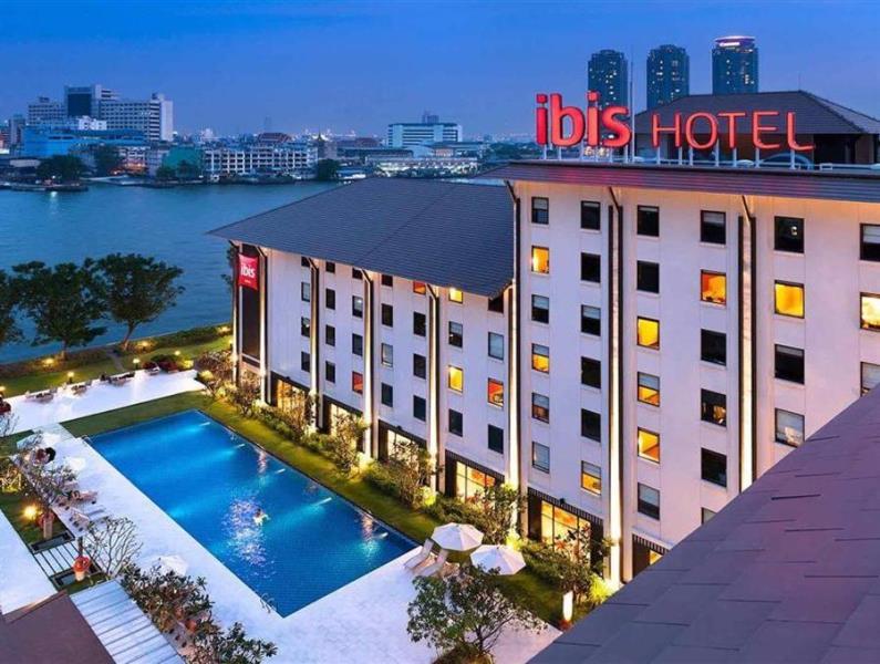 Ibis Bangkok Riverside Екстериор снимка